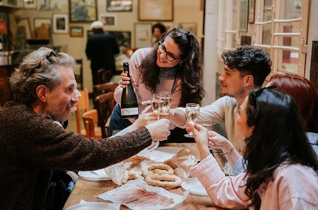 Private Venice Cicchetti Wine and Gelato Tour