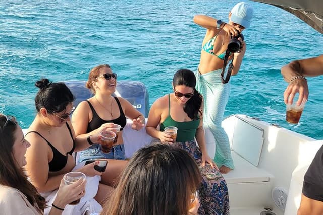 Exotic half day private charters to Rose Island, Pigs and Turtles