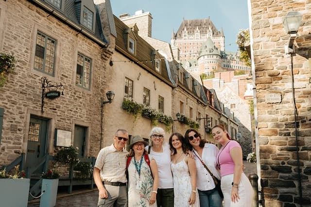 Evening Old Québec Walking Tour with Funicular