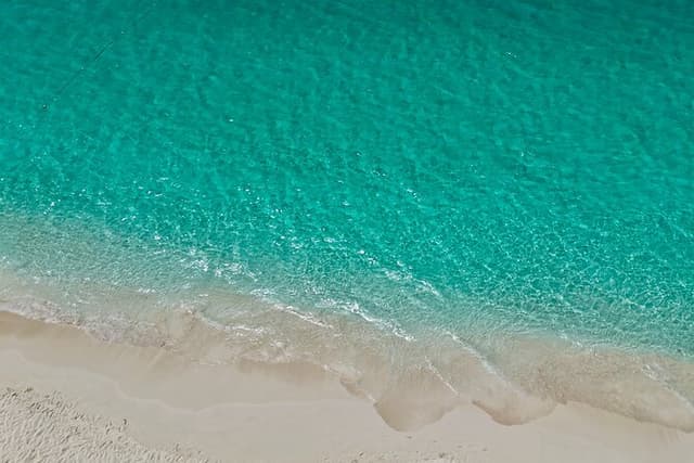 Explore Providenciales: 3-Hour Private Island Tour