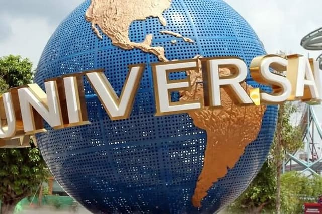 Singapore Universal Studio with Optional One Way Transfer