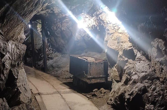 Compare Crystal Gold Mine Tours in Boise