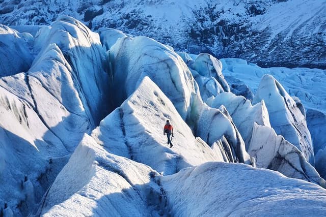 Explore Vatnajokull's Icefall