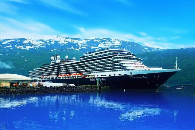 Whittier to Anchorage Cruise Transfer Wildlife Center and Tram