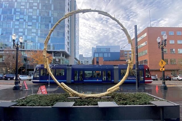 Streetcar Around Portland to Pearl, Slabtown, and Waterfront