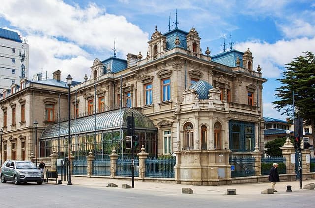 Punta Arenas Heritage & Discovery Private Shore Tour