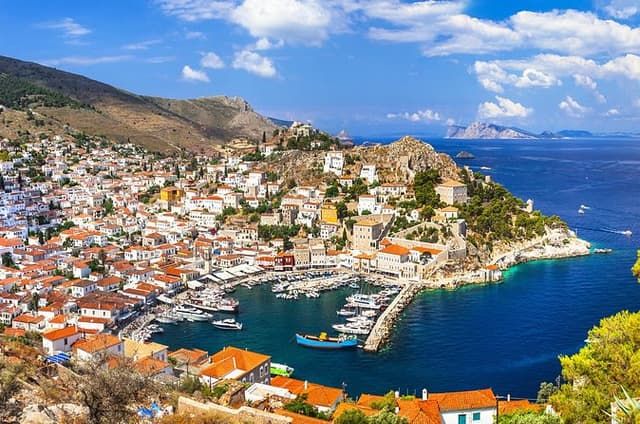 Athens Unlimited Sightseeing Pass and Choice of Tour or Cruise
