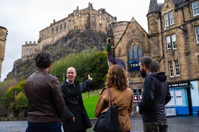 Compare Top Royal Mile Tours in Edinburgh