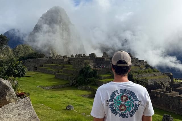 Private Machu Picchu Full Day: All-Inclusive from Sacred Valley