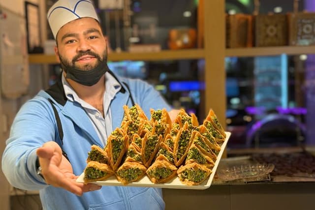 Abu Dhabi Street Food Tour