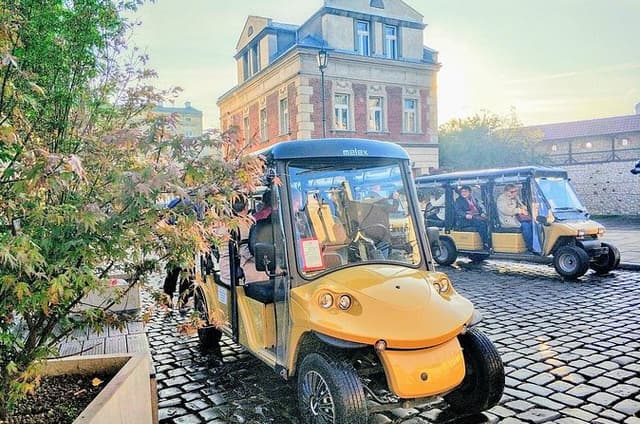 Krakow: Jewish Quarter and Ghetto Sightseeing Golf Cart Tour