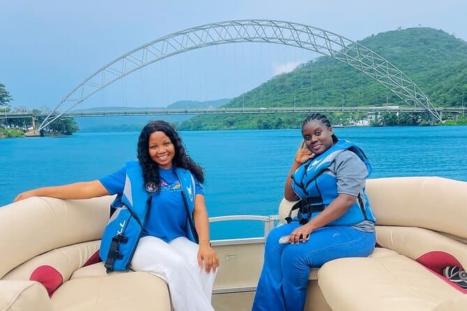 Unforgettable Shai Hills Safari & Volta Lake Boat Tour