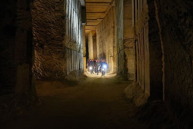 Guided Tour of Zonneberg Caves in Maastricht
