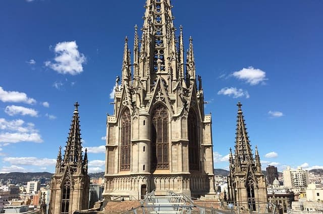 Gothic Quarter Discovery: Barcelona Old Town Walking Tour