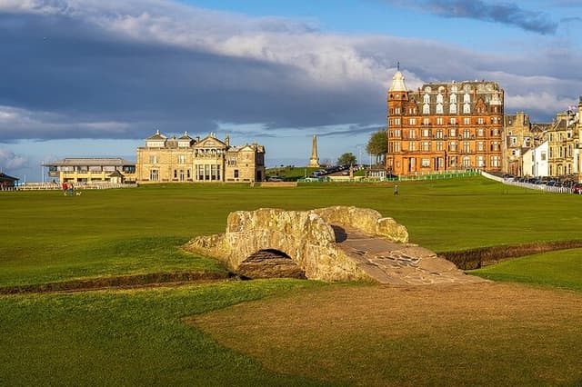 St Andrews & Fishing Villages of Fife Private Tour from Edinburgh