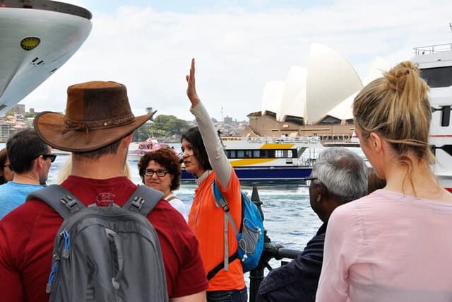 Sydney and The Rocks 2.5 Hours Walking Tour