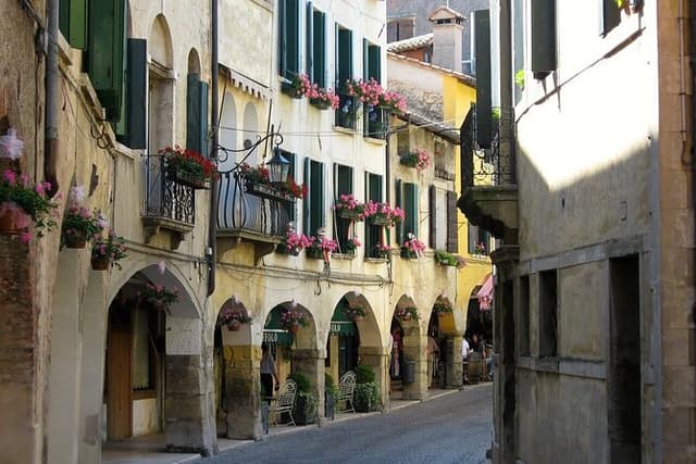 Prosecco Hills Day Trip From Cortina to Valdobbiadene and Asolo
