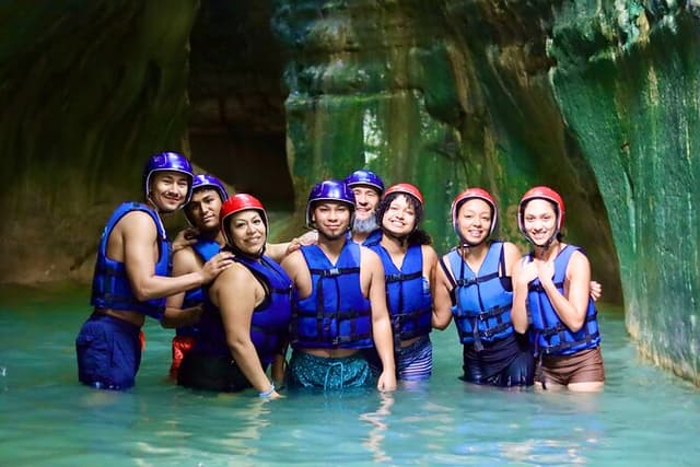7 waterfalls+typical food