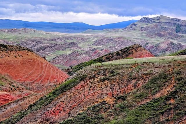 Rainbow Mountains, Gareji & Tbilisi National Park Tour + Hike