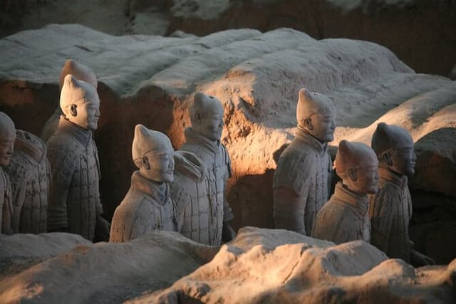 Xi'an Private Full-Day Tour with Terracotta Warriors, City Wall