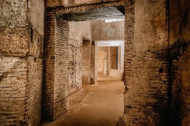 Domus Aurea Self-Guided Tour with Virtual Reality Experience