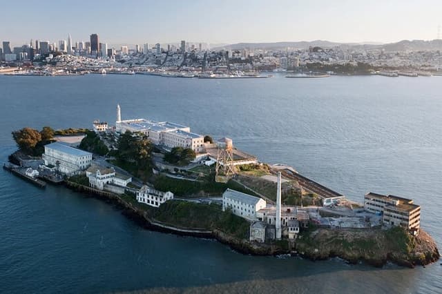 2-Day Alcatraz Visit + San Francisco E-Bike Tour