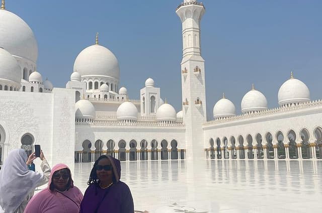Abu Dhabi Tour from Abu Dhabi