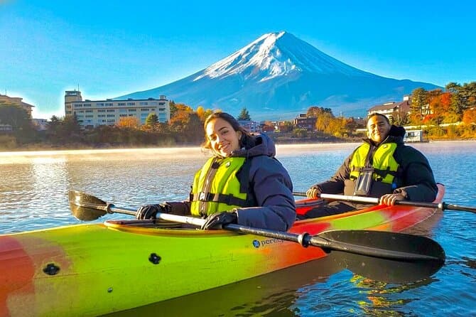 Eco-Friendly Lake Kawaguchiko E-Car Tour & Mt. Fuji Views