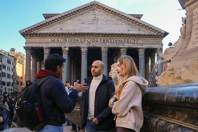 Rome Ancient City Centre, Trevi Fountain & Pantheon Walking Tour
