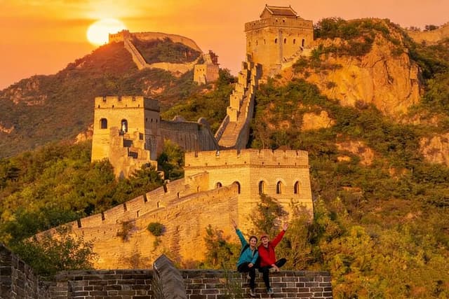 Jinshanling Great Wall Hiking: Guide/Driver Package with Tickets