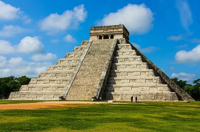 Discover Mayan Magic: Chichén Itzá, Cenote, and Valladolid