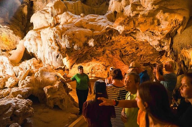 Hato Caves, Flamingos and Kokomo Beach Half-Day Tour