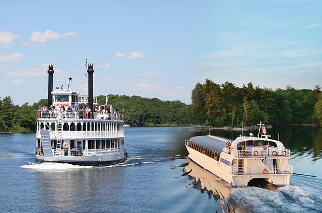 Heart of the 1000 Islands Lunch Cruise