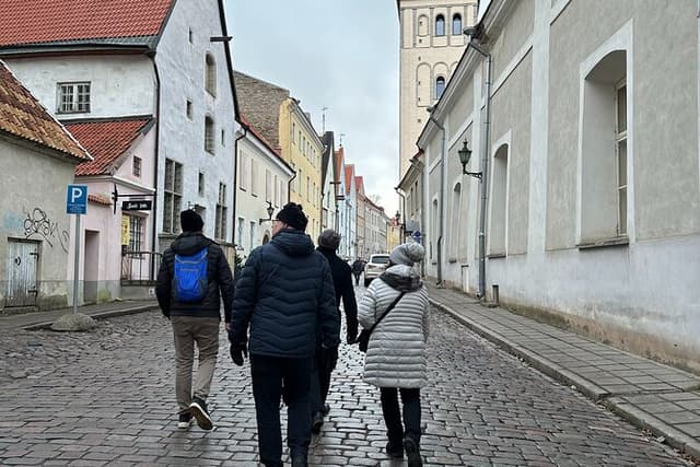 A Walking Tour Around the World — From Tallinn
