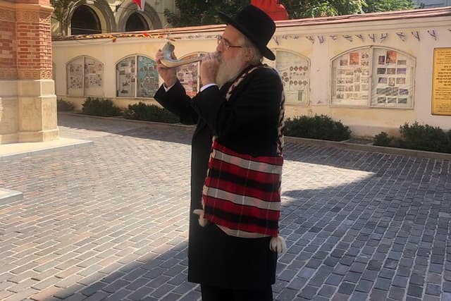 4 Hours Private Tour in Bucharest: Jewish Heritage