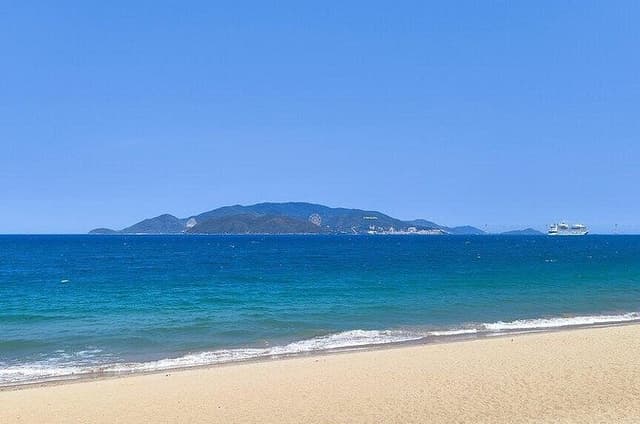 Private Nha Trang City Day Trip with Port Pickup and Drop off