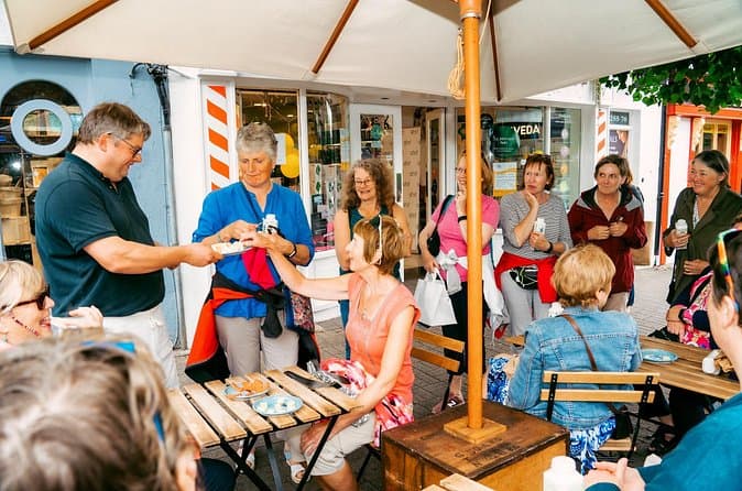 Compare Best Westport Pub Tours