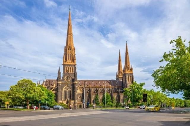 Melbourne City Magic Self Guided Walking Tour with an App