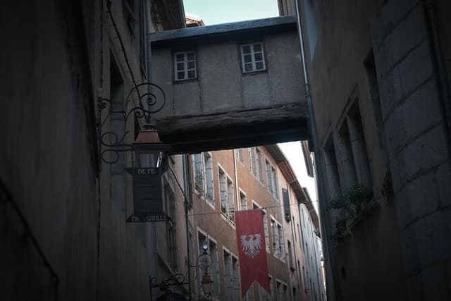 Guided Night Tour of Chambery – City of the Dukes of Savoy