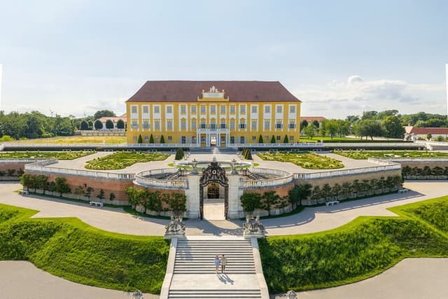 Vienna Half-Day Trip to Schloss Hof Palace & Gardens
