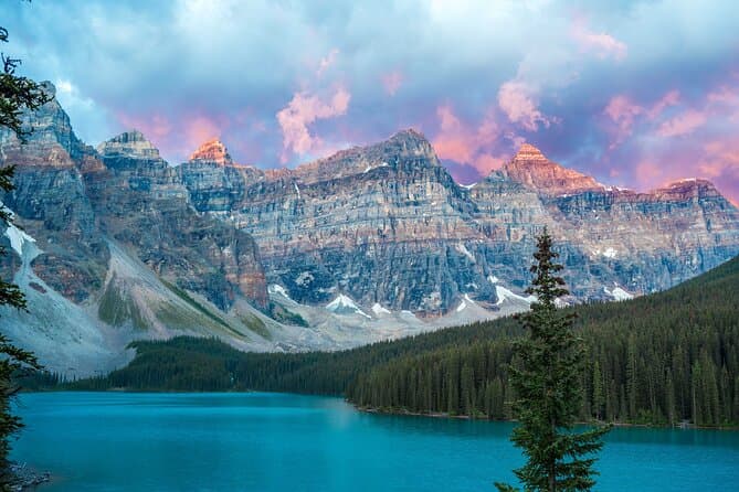Best Moraine Lake Sunrise Tours in Banff National Park