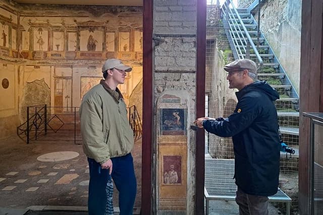 Exclusive Pompeii with Wine and Lunch on Vesuvius-Skip-the-line
