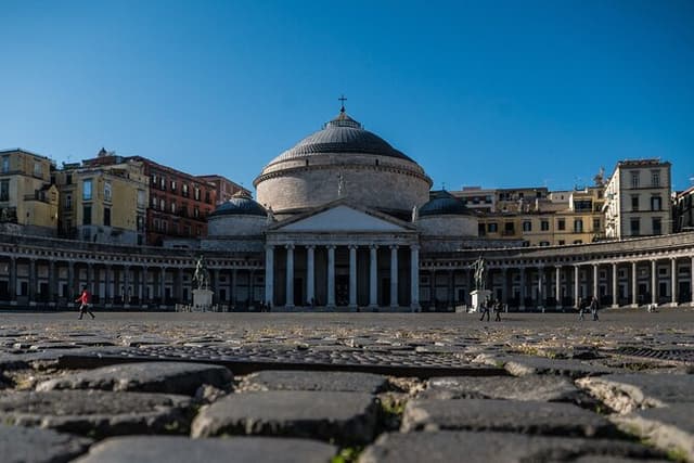 The Perfect Private Walking Tour of Naples with Exclusive Guide