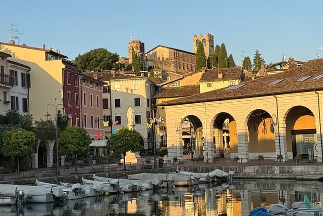Lake Garda at Sunset: Desenzano Walk & Boat around Sirmione