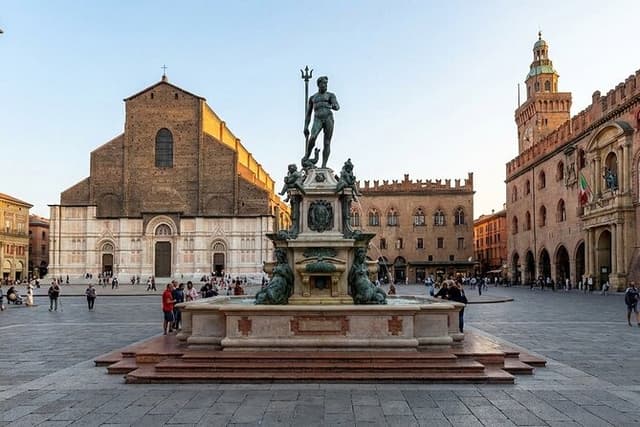 Bologna's Best Kept Secrets: Self-Guided Walking Tour