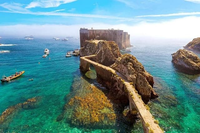 Berlengas Islands Day Trip from Lisbon: Boat Caves & Nature