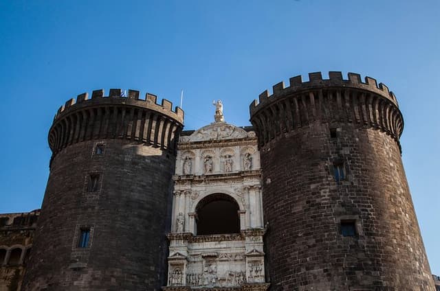 KickStart Tour of Napoli: the First Taste of the City