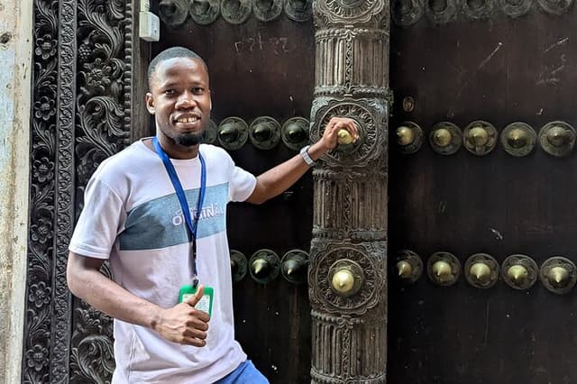 Zanzibar Stone Town, Spice Farm & Prison island Tour