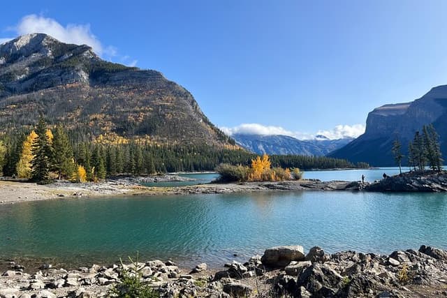 Private: Banff's Glacial Lakes & Hidden History - Banff/Canmore