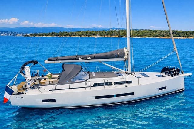 Cannes Private Sailing Boat Tour to Lérins Islands – All Inclusive